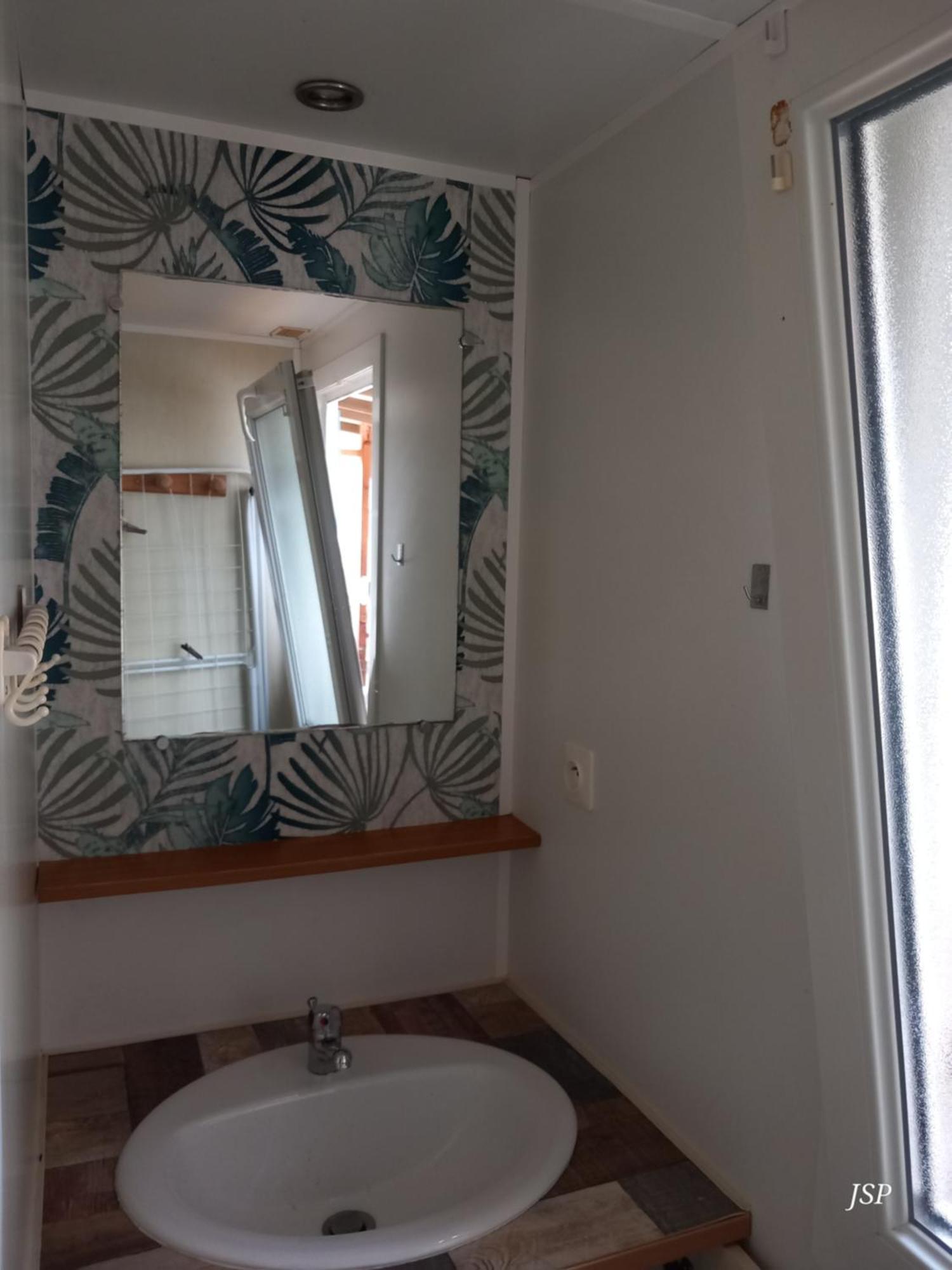 Mobilhome Les Volets Bleus Vaudreuille Exteriér fotografie